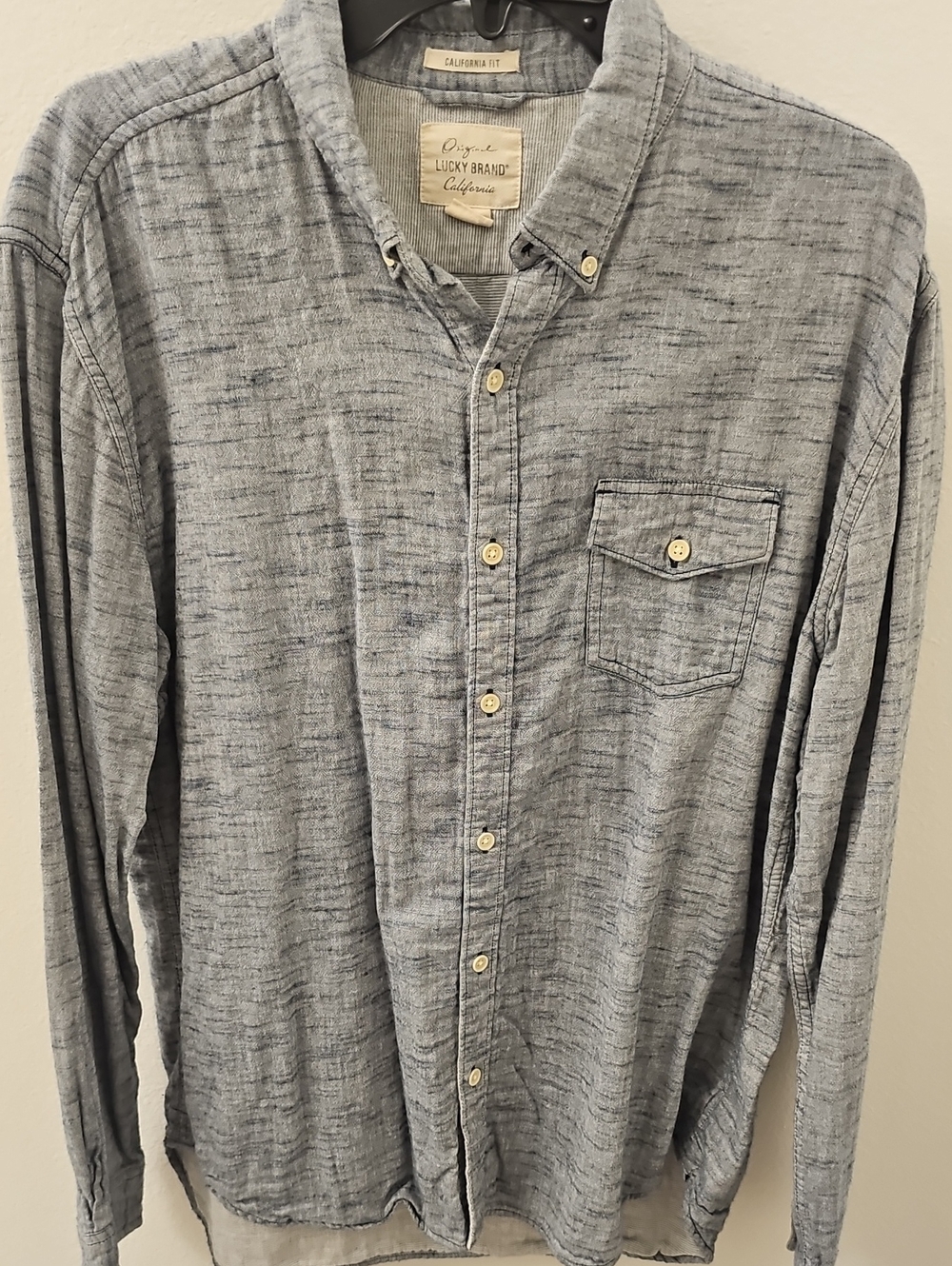 Lucky Brand Men's Heathered Light Blue Button-Down Shirt